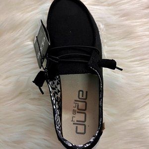 NWT Hey Dude Women's Wendy Black Odyssey